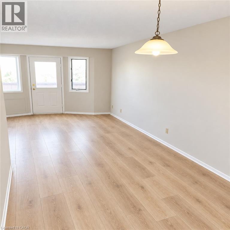 288 Grays Road Unit# 209, Stoney Creek, Ontario  L8E 1V5 - Photo 2 - 40871516