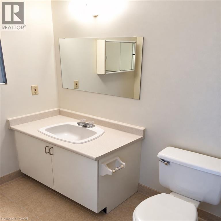 288 Grays Road Unit# 209, Stoney Creek, Ontario  L8E 1V5 - Photo 5 - 40871516