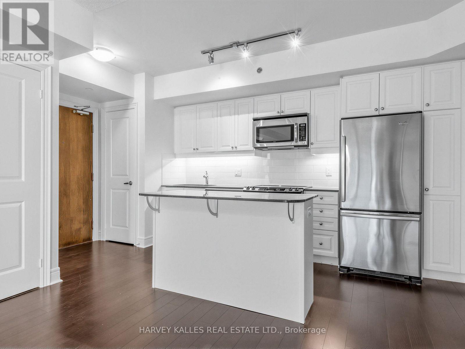 217 - 701 Sheppard Avenue, Toronto, Ontario  M3H 0B2 - Photo 3 - C14081034