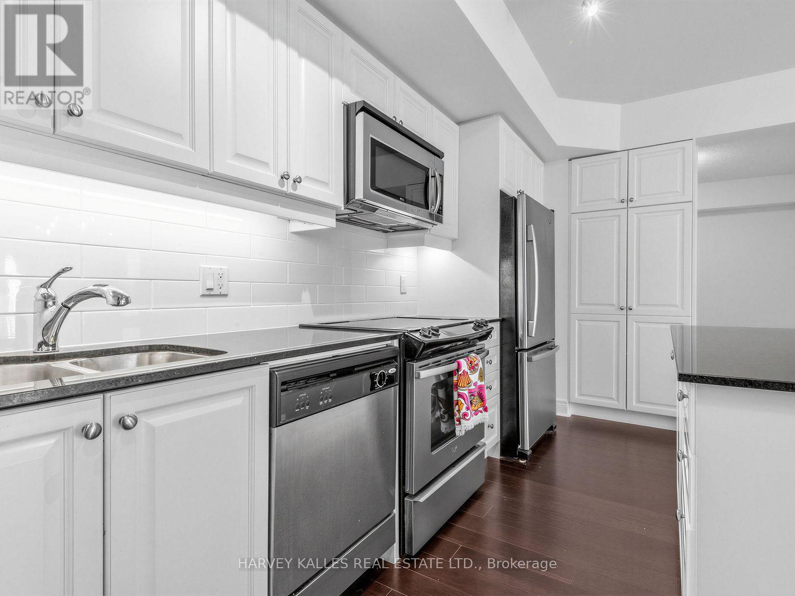 217 - 701 Sheppard Avenue, Toronto, Ontario  M3H 0B2 - Photo 5 - C14081034