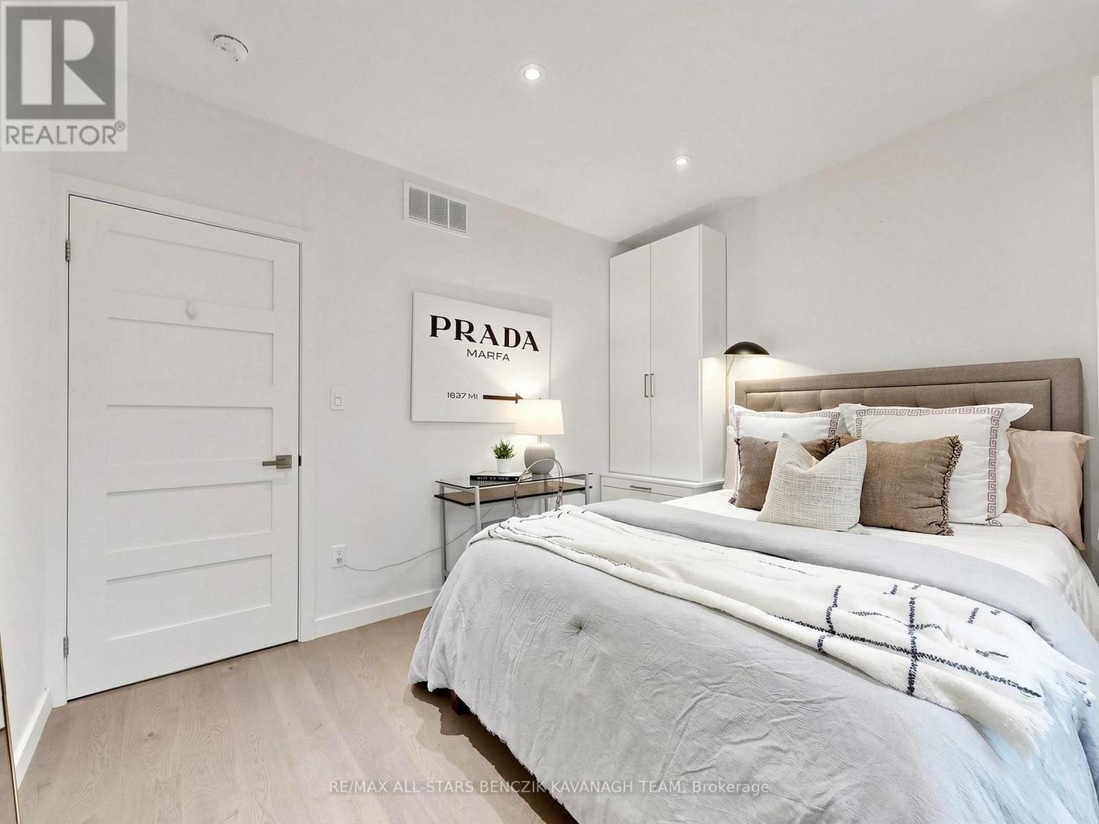 209 Marlborough Place, Toronto, Ontario  M5R 3J5 - Photo 13 - C14081136