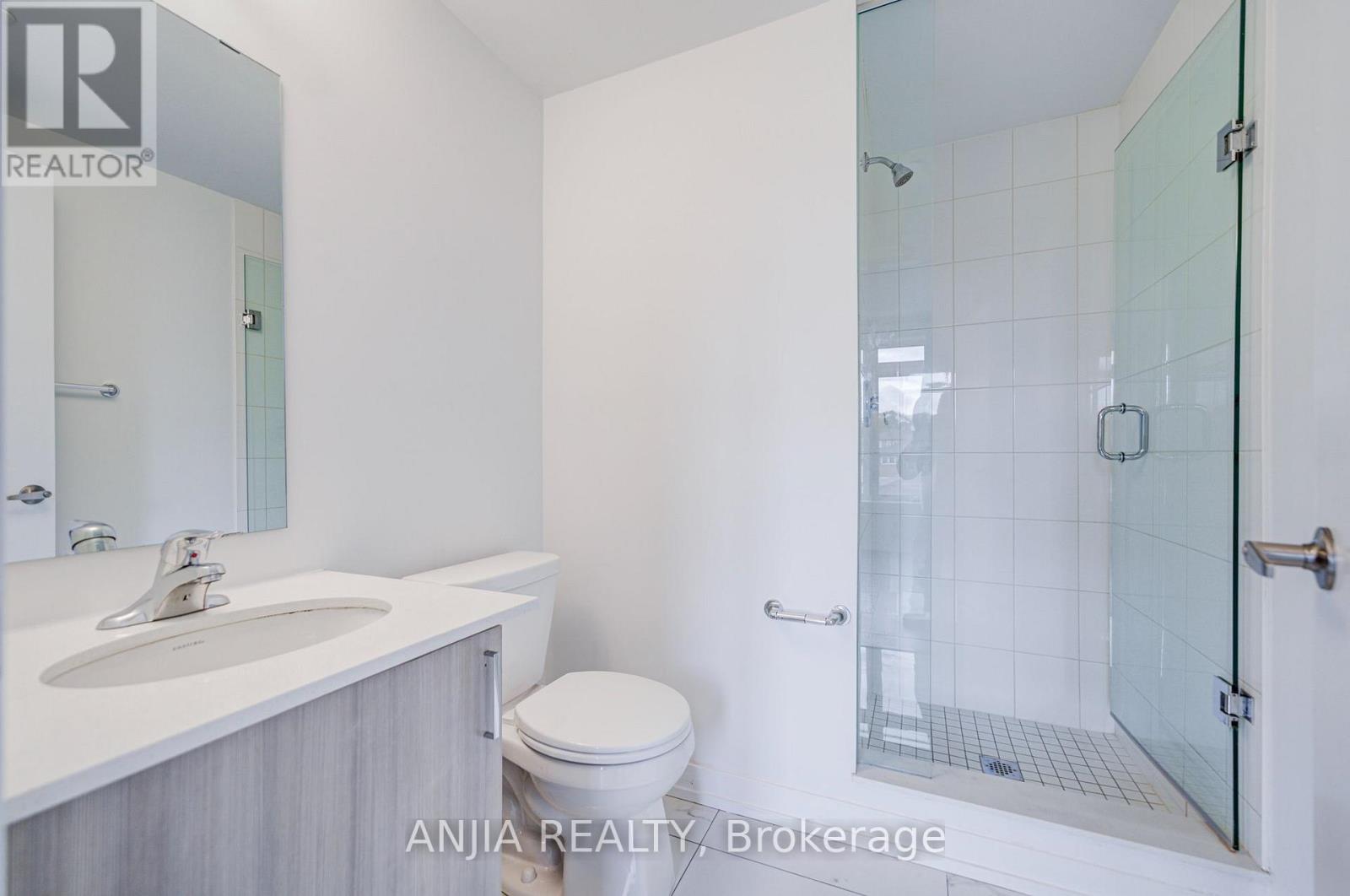 80b Tisdale Avenue, Toronto (Victoria Village), Ontario  M4A 1C5 - Photo 33 - C14081162