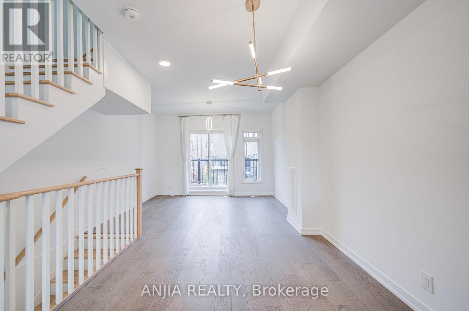 80b Tisdale Avenue, Toronto, Ontario  M4A 1C5 - Photo 13 - C14081176