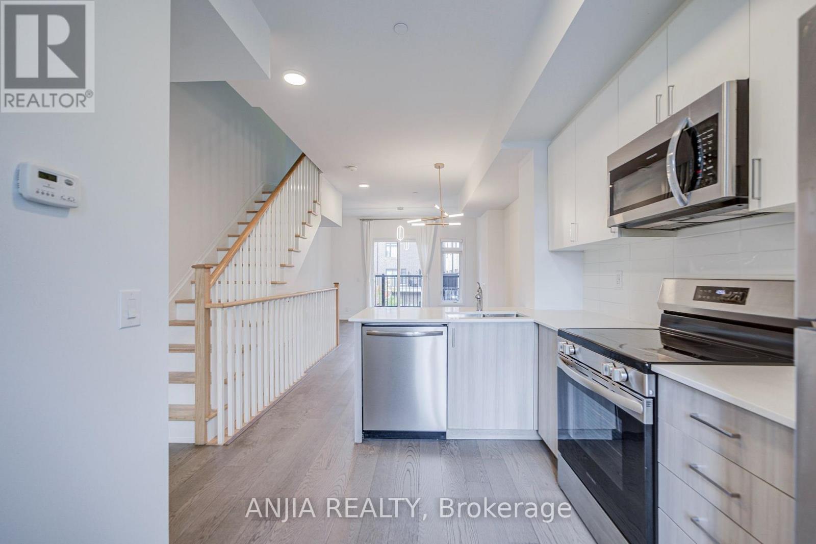 80b Tisdale Avenue, Toronto, Ontario  M4A 1C5 - Photo 19 - C14081176
