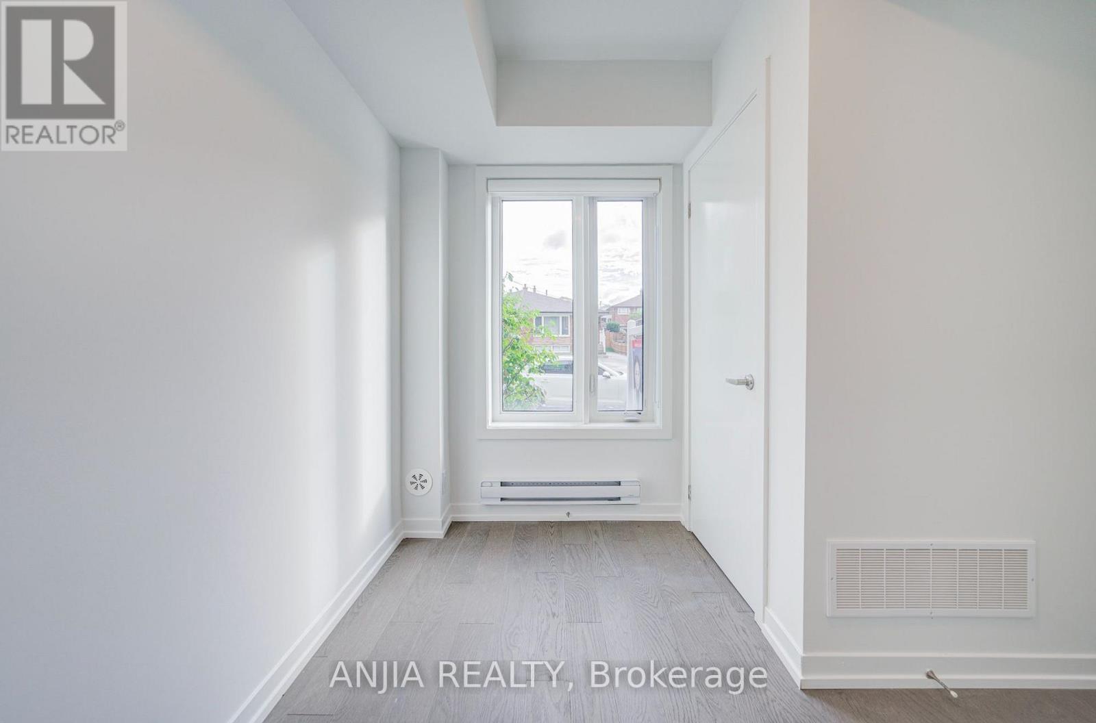 80b Tisdale Avenue, Toronto, Ontario  M4A 1C5 - Photo 6 - C14081176