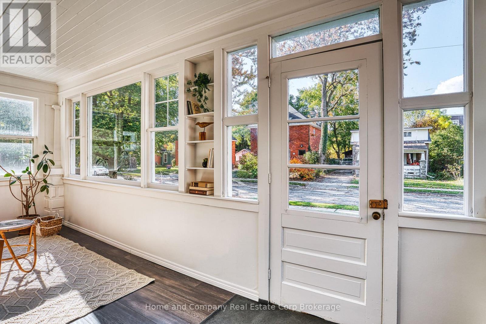 21 Mercer Street, Stratford, Ontario  N5A 6J5 - Photo 6 - X14081032