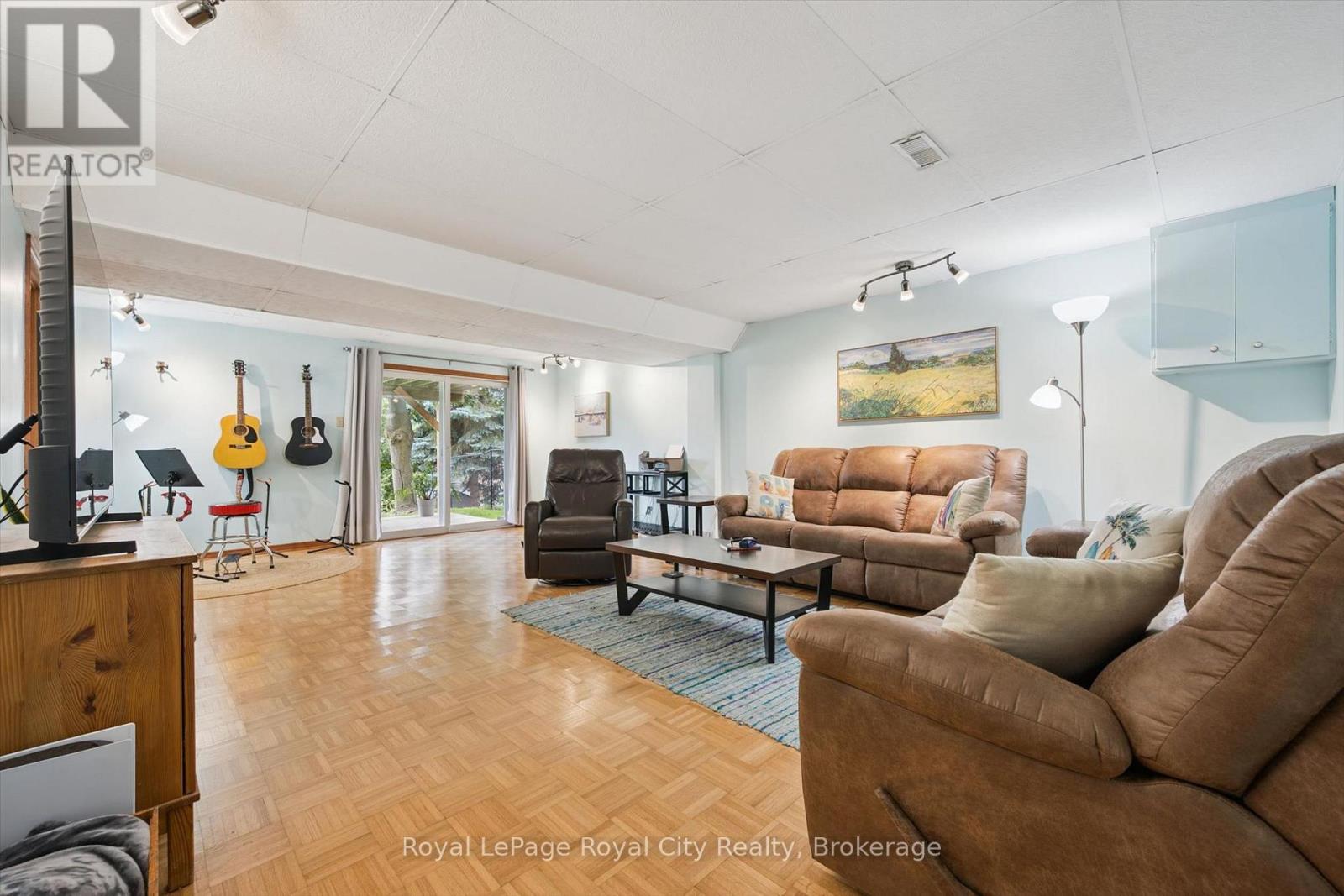24 Greenwich Drive, Guelph, Ontario  N1H 8B8 - Photo 22 - X14081062