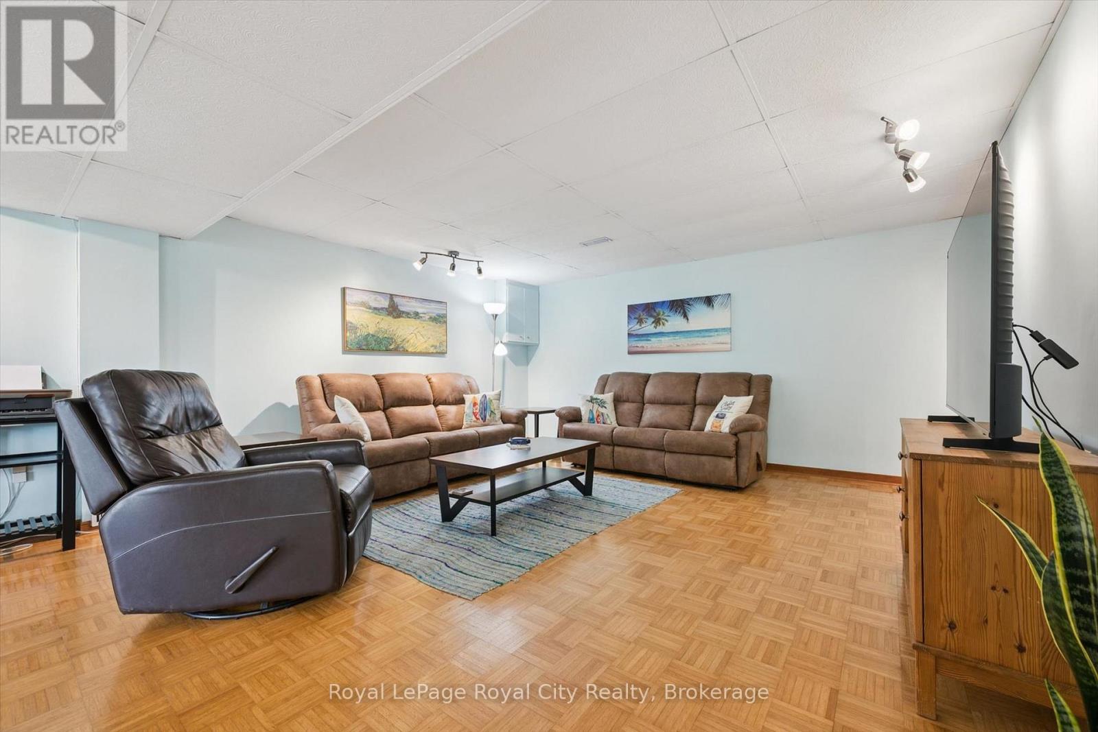 24 Greenwich Drive, Guelph, Ontario  N1H 8B8 - Photo 23 - X14081062