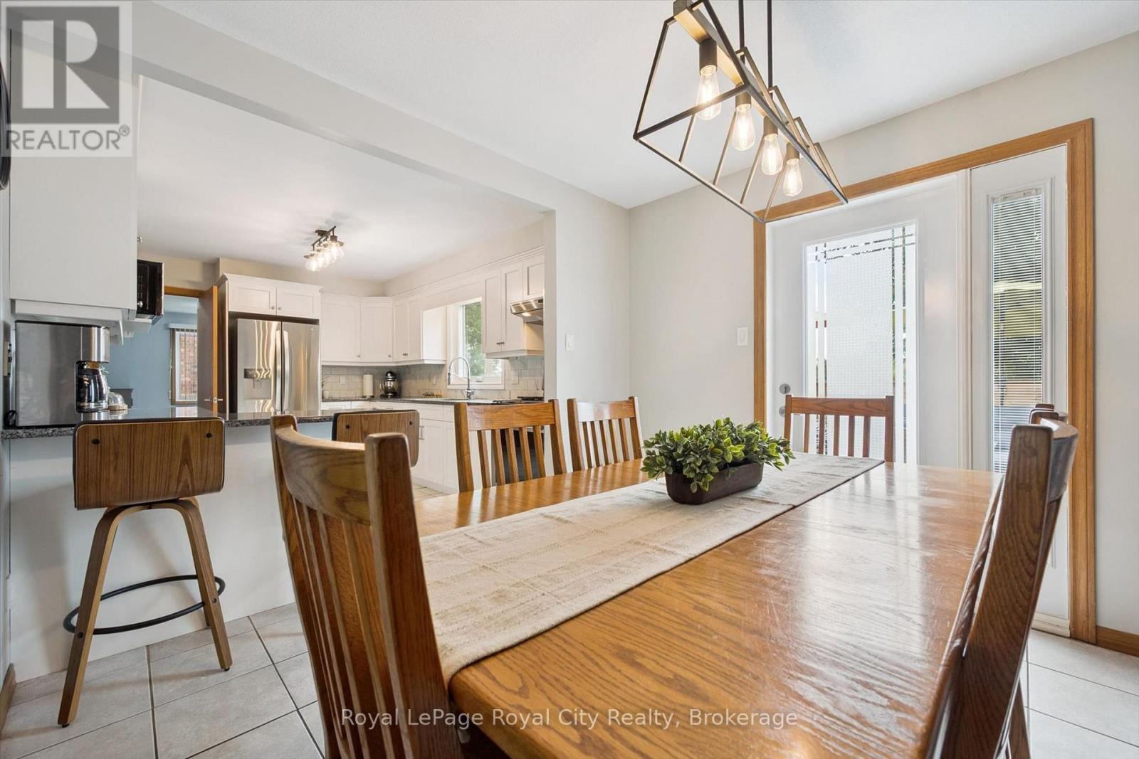 24 Greenwich Drive, Guelph, Ontario  N1H 8B8 - Photo 9 - X14081062