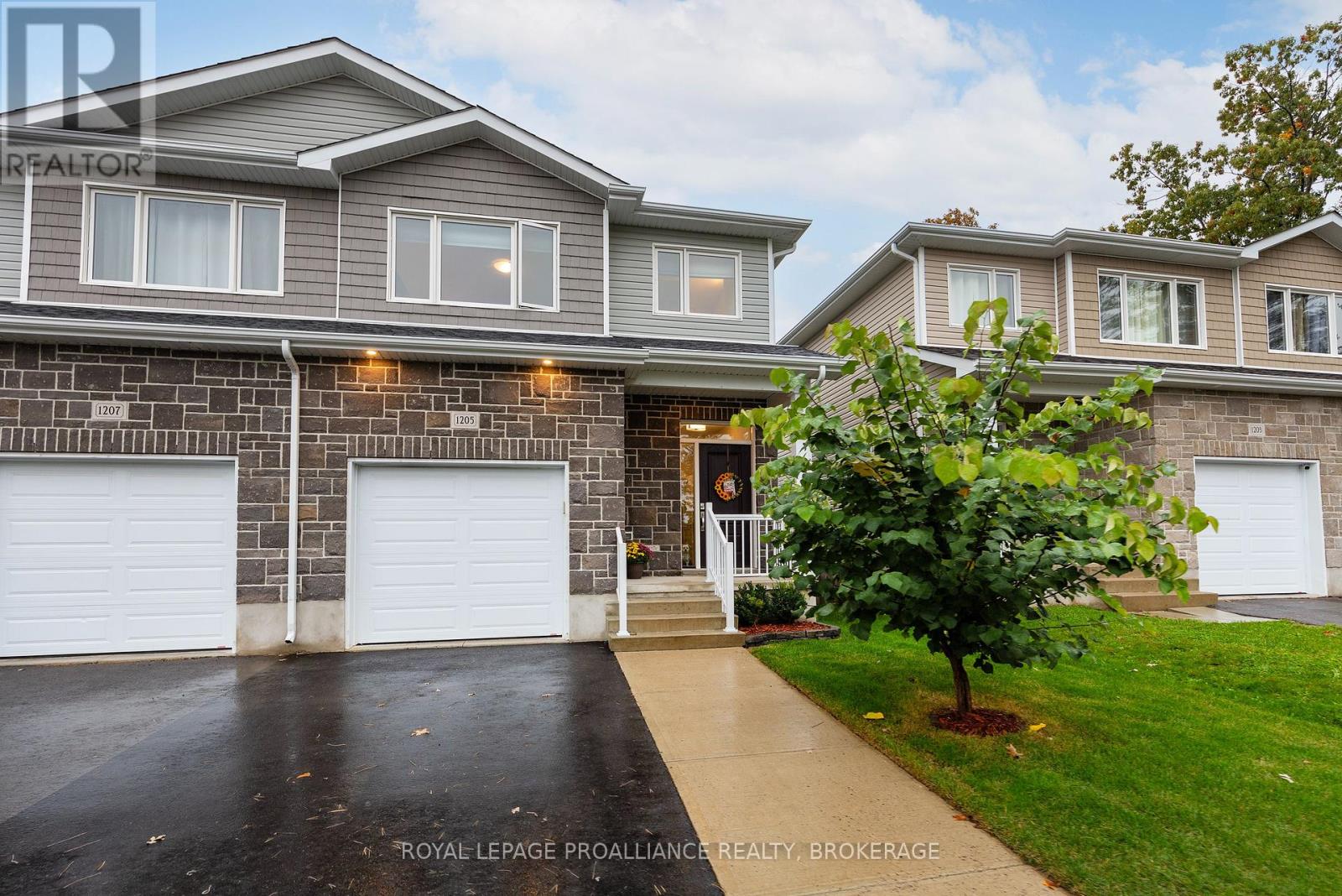 1205 Max Crescent, Kingston, Ontario