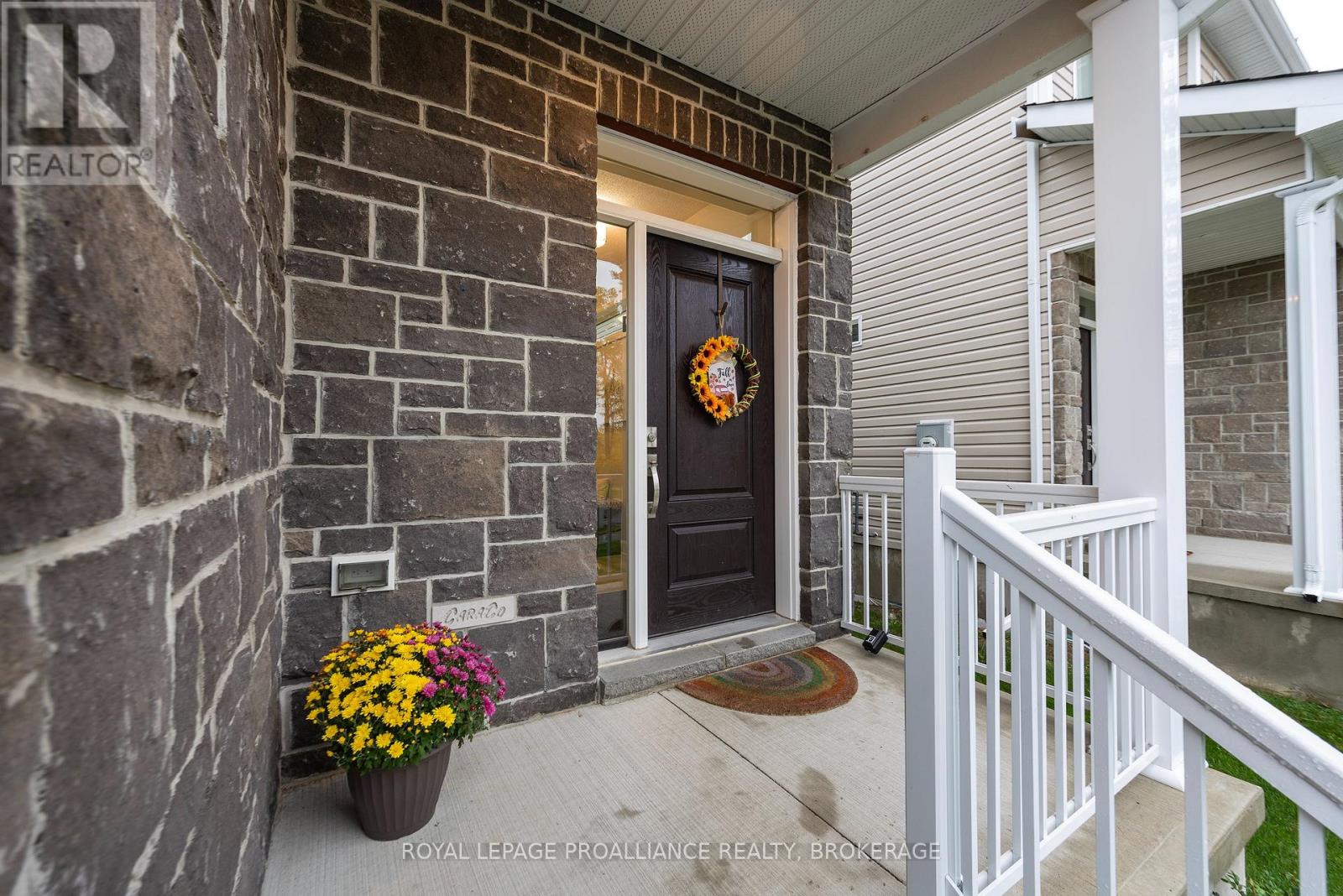 1205 Max Crescent, Kingston, Ontario K7P 0P2 - Photo 4 - X14080886