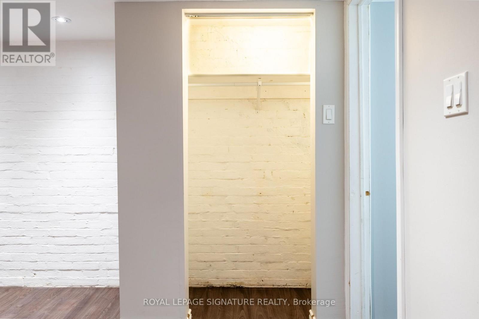 Lower - 695 Woodbine Avenue, Toronto (East End-Danforth), Ontario  M4E 2J4 - Photo 17 - E14081154