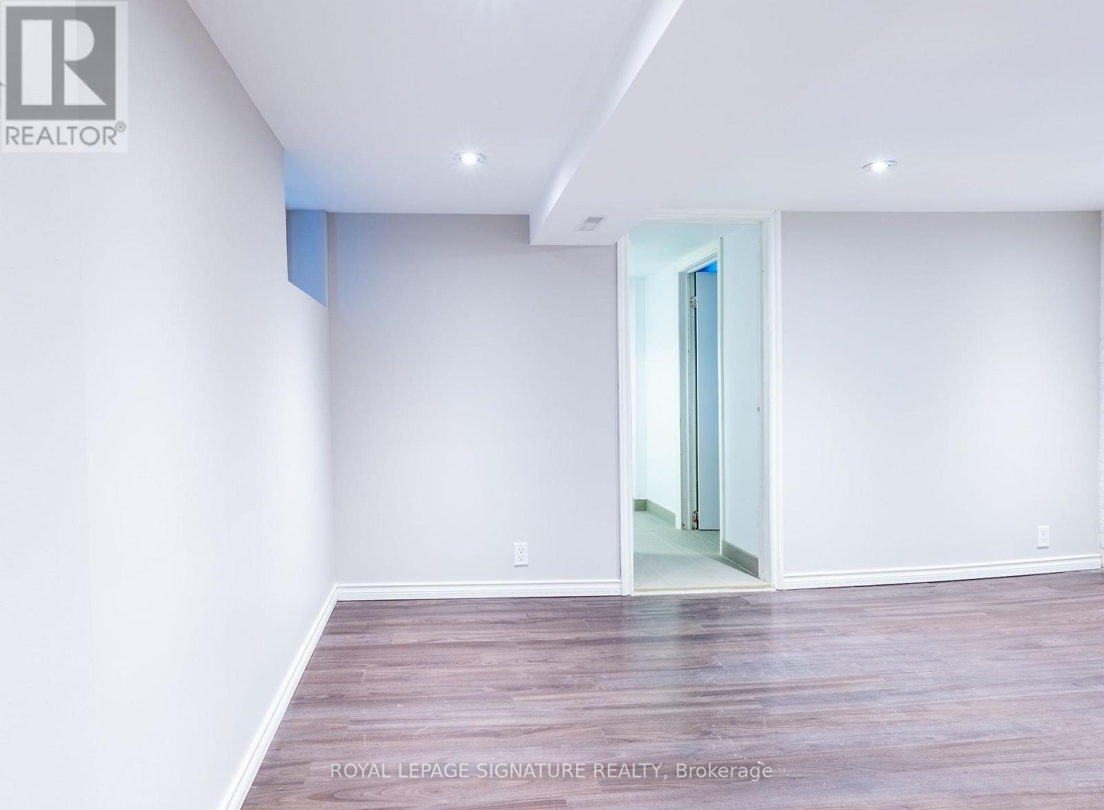 Lower - 695 Woodbine Avenue, Toronto (East End-Danforth), Ontario  M4E 2J4 - Photo 19 - E14081154
