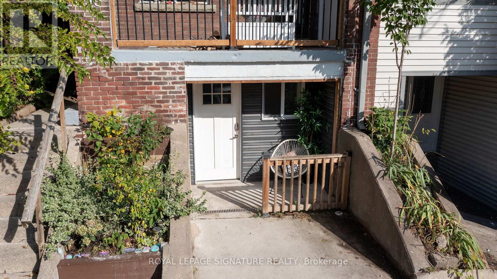 Lower - 695 Woodbine Avenue, Toronto (East End-Danforth), Ontario  M4E 2J4 - Photo 27 - E14081154