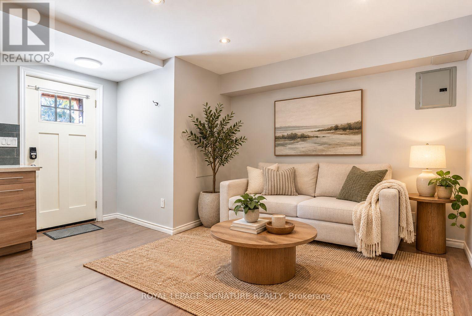 Lower - 695 Woodbine Avenue, Toronto (East End-Danforth), Ontario  M4E 2J4 - Photo 5 - E14081154