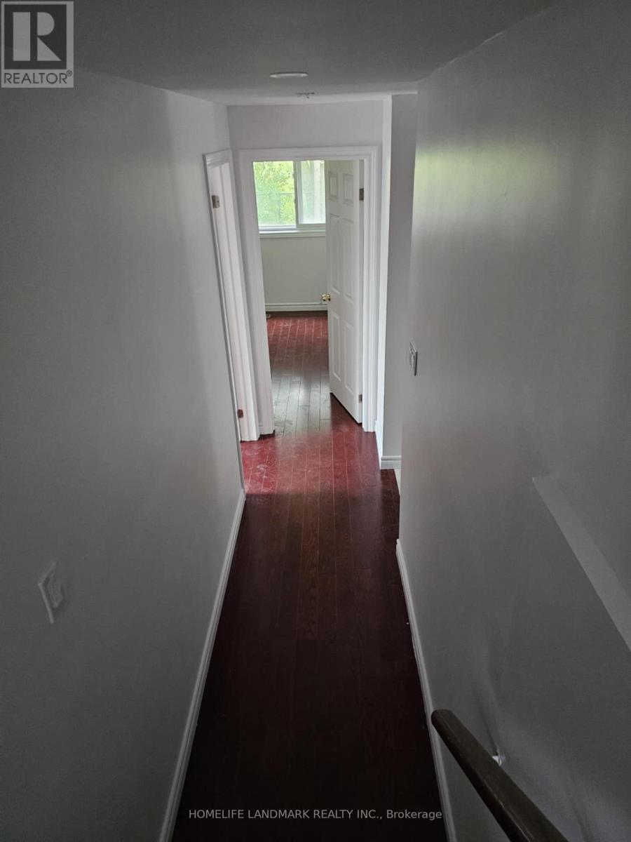 Main Floor Unit - 775 Huntingwood Dr Huntingwood Drive, Toronto (Tam O'shanter-Sullivan), Ontario  M1T 2L5 - Photo 2 - E14081212