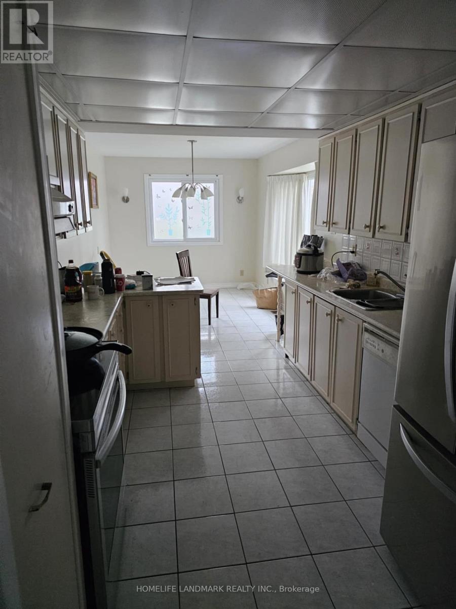 Main Floor Unit - 775 Huntingwood Dr Huntingwood Drive, Toronto (Tam O'shanter-Sullivan), Ontario  M1T 2L5 - Photo 3 - E14081212