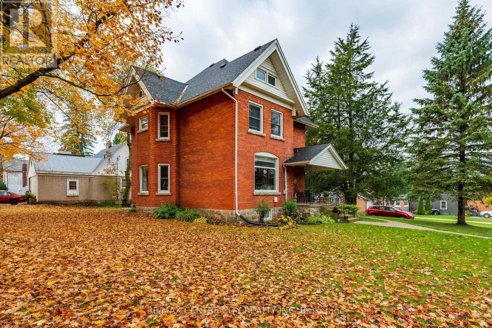 38 Market Street, Arran-Elderslie, Ontario  N0H 2N0 - Photo 4 - X14080928