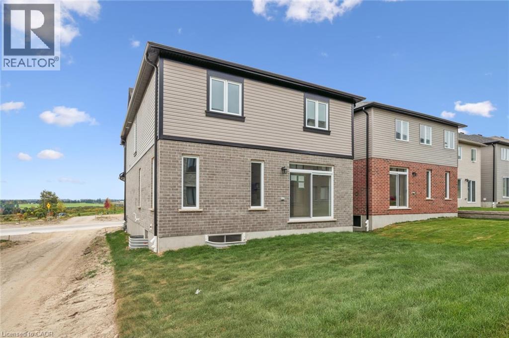 447 Benninger Street, Kitchener, Ontario  N2E 0J9 - Photo 32 - 40856225
