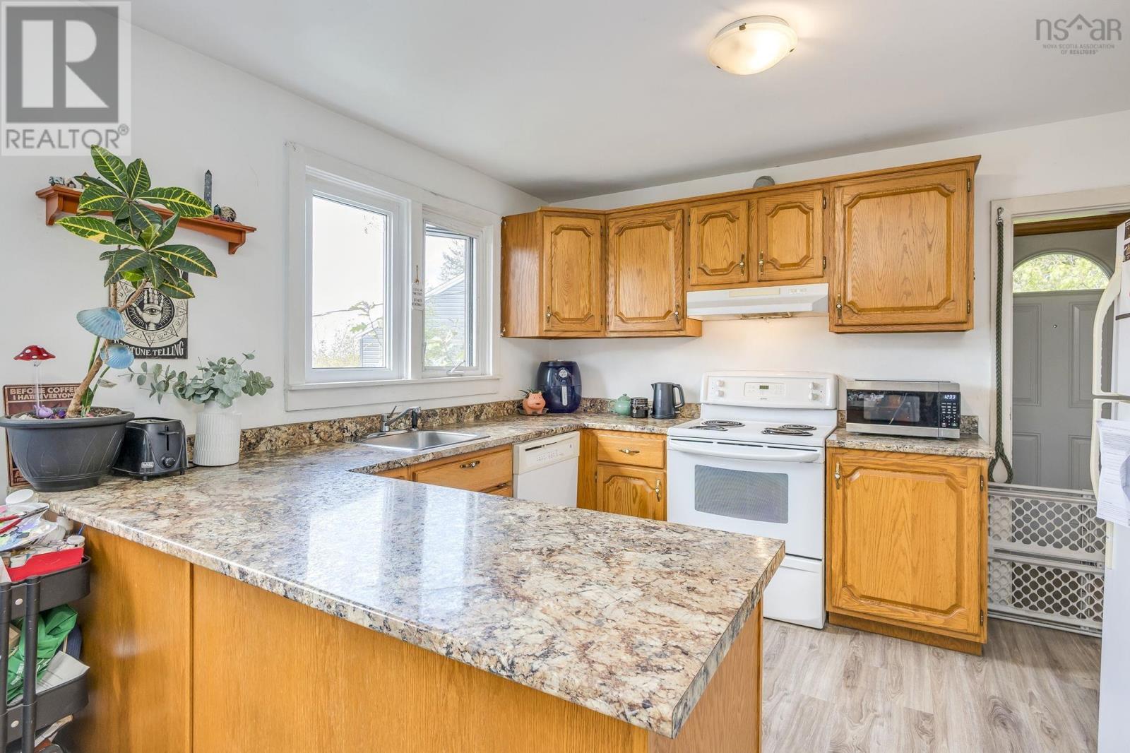 1 Joffre Street, Dartmouth, Nova Scotia  B2Y 3C7 - Photo 25 - 202625917
