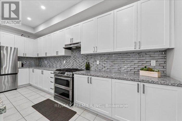 26 Birchwood Lane, Essa, Ontario  L0M 1B1 - Photo 16 - N14081086