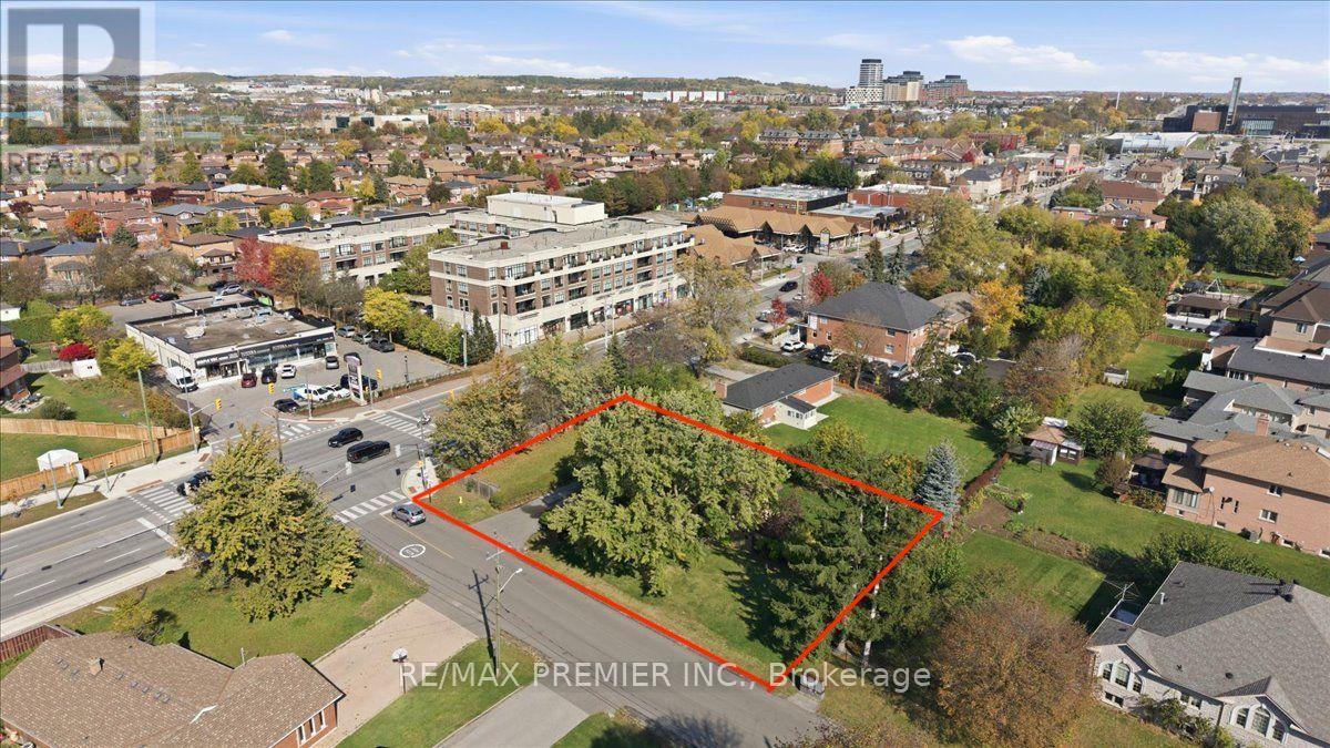 1 Gram Street, Vaughan (Maple), Ontario  L6A 3Z2 - Photo 3 - N14081108