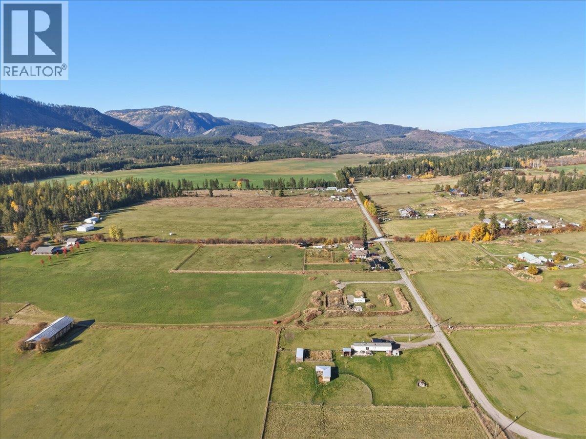 112 Mitchell Road, Cherryville, British Columbia  V0E 2G3 - Photo 8 - 10403526