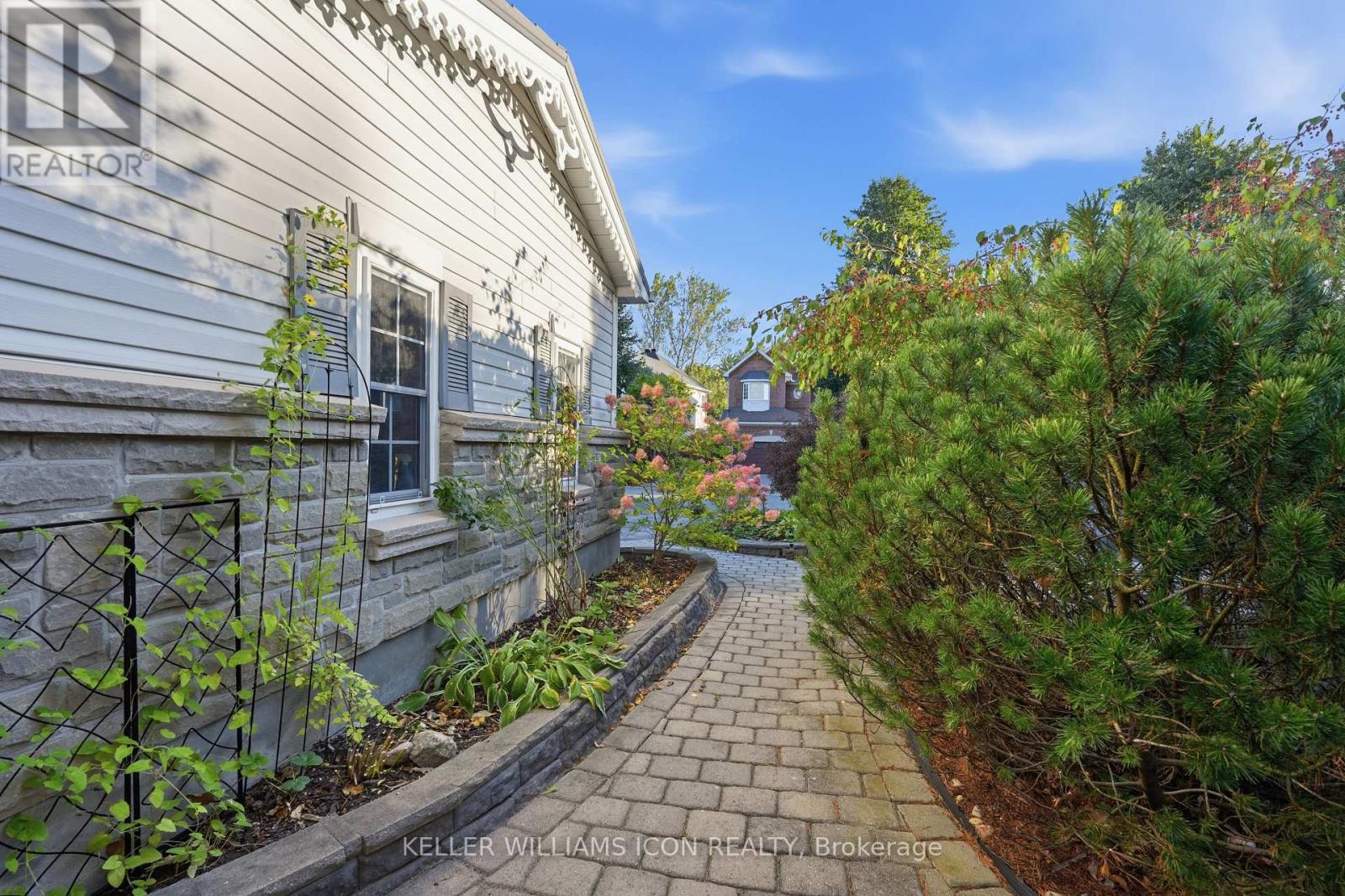 16 Hemlo Crescent, Ottawa, Ontario  K2T 1C7 - Photo 6 - X14080918
