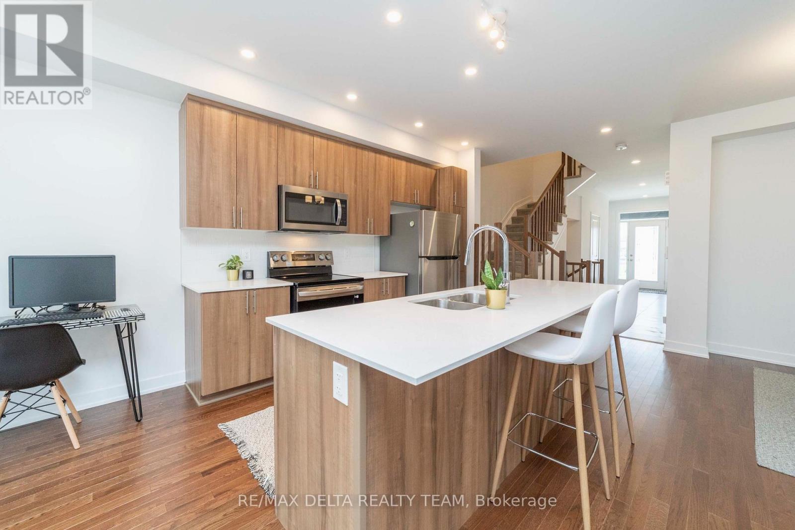 631 Knotridge Street, Ottawa, Ontario  K1W 0N7 - Photo 12 - X14081188