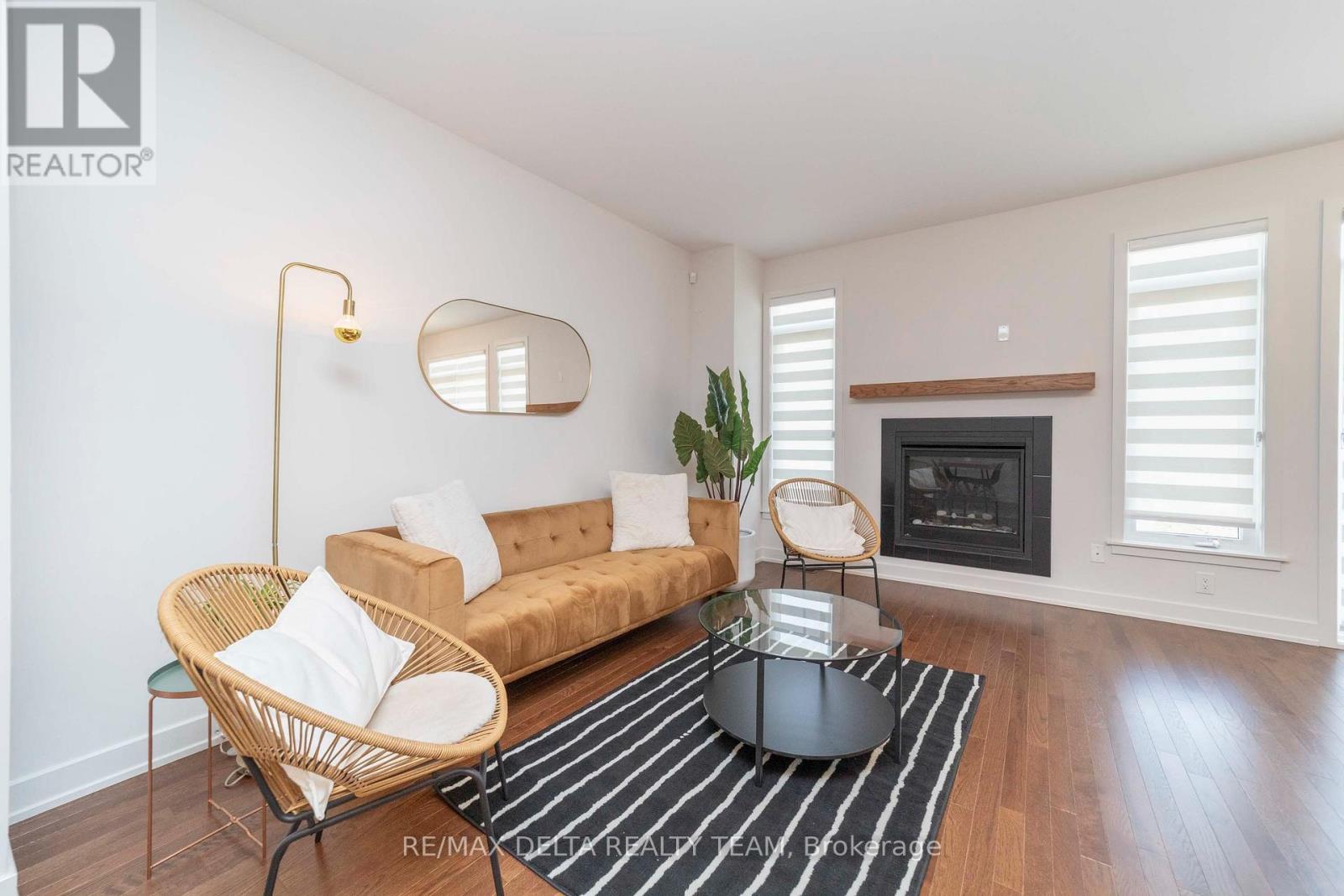 631 Knotridge Street, Ottawa, Ontario  K1W 0N7 - Photo 5 - X14081188