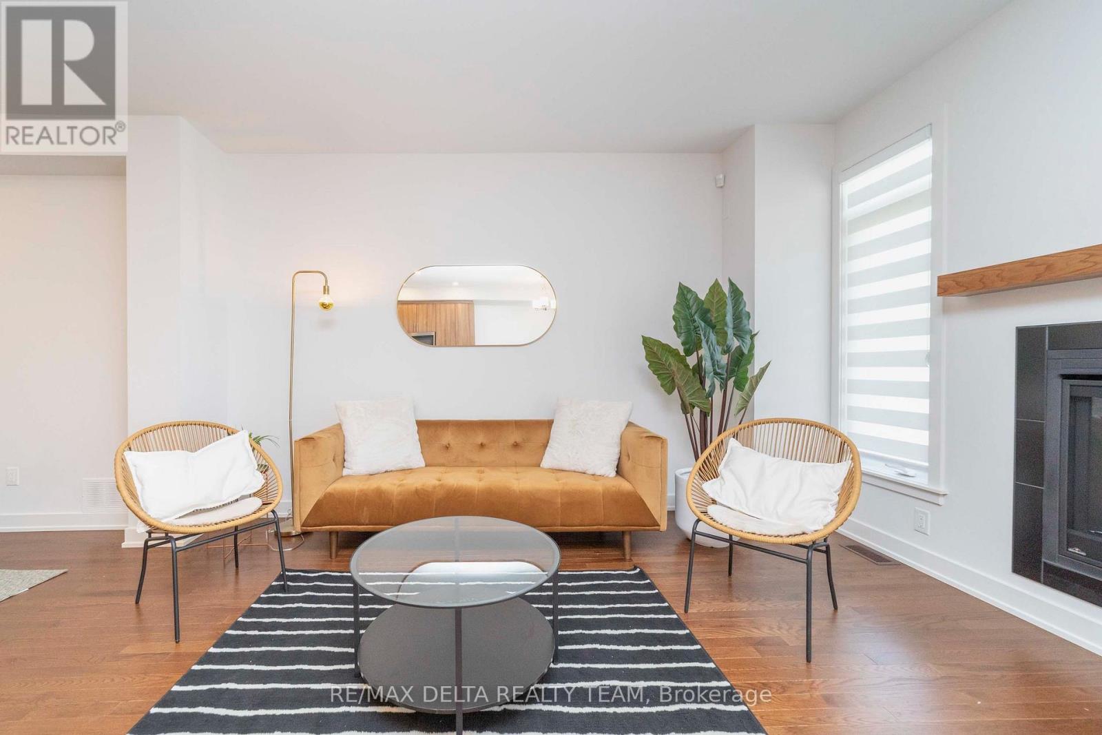 631 Knotridge Street, Ottawa, Ontario  K1W 0N7 - Photo 6 - X14081188
