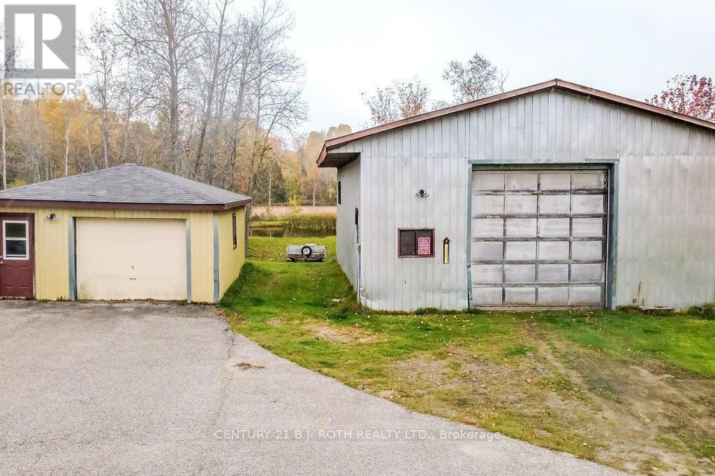 1398 Old Fort Road, Tay, Ontario  L4R 4K3 - Photo 6 - S14081022