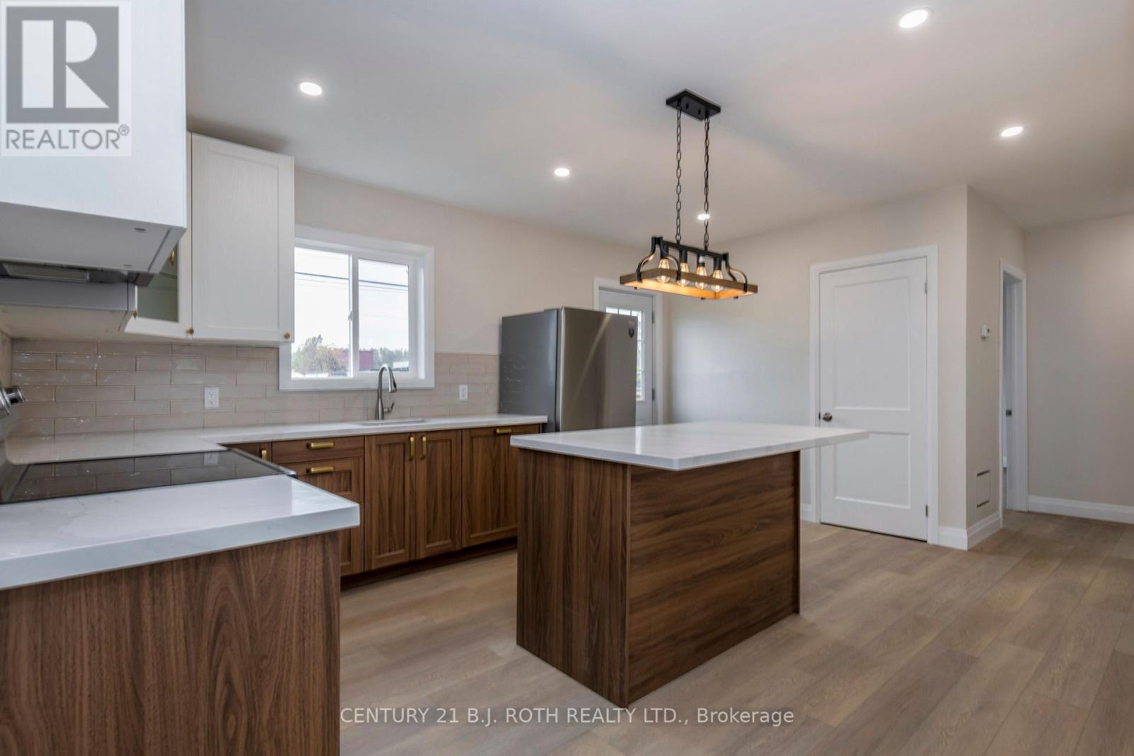 51 James Street E, Orillia, Ontario  L3V 1L3 - Photo 10 - S14081038