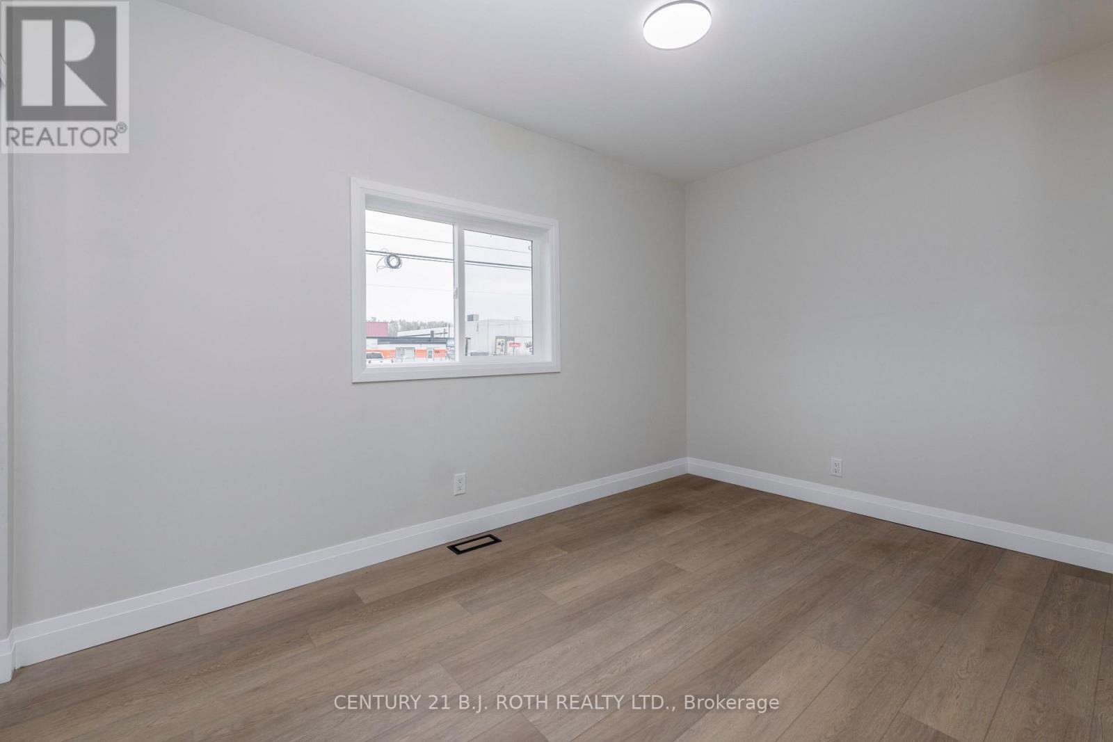 51 James Street E, Orillia, Ontario  L3V 1L3 - Photo 27 - S14081038