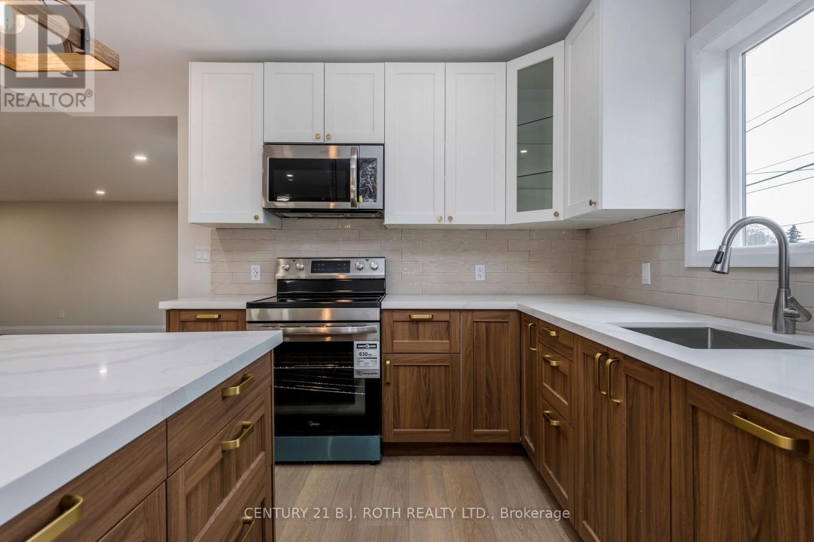 51 James Street E, Orillia, Ontario  L3V 1L3 - Photo 7 - S14081038