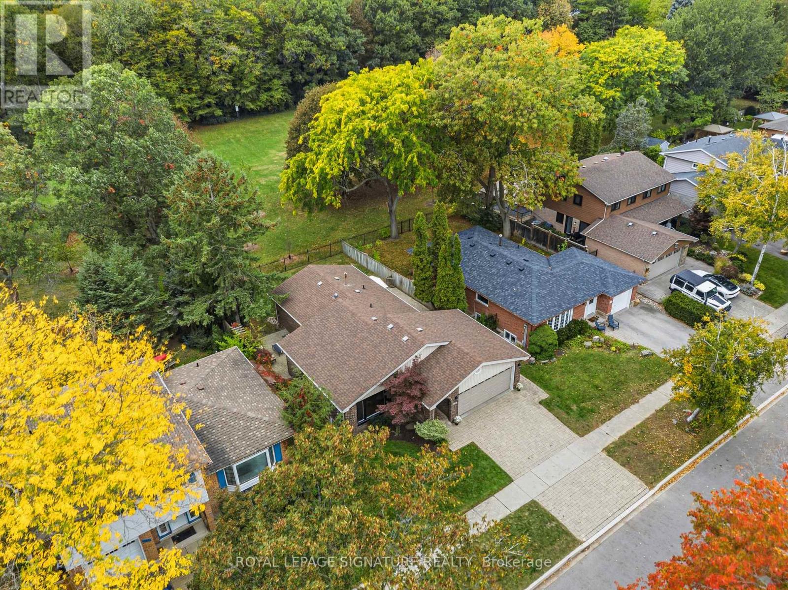 168 Arichat Road, Oakville, Ontario  L6J 5N4 - Photo 2 - W14080908