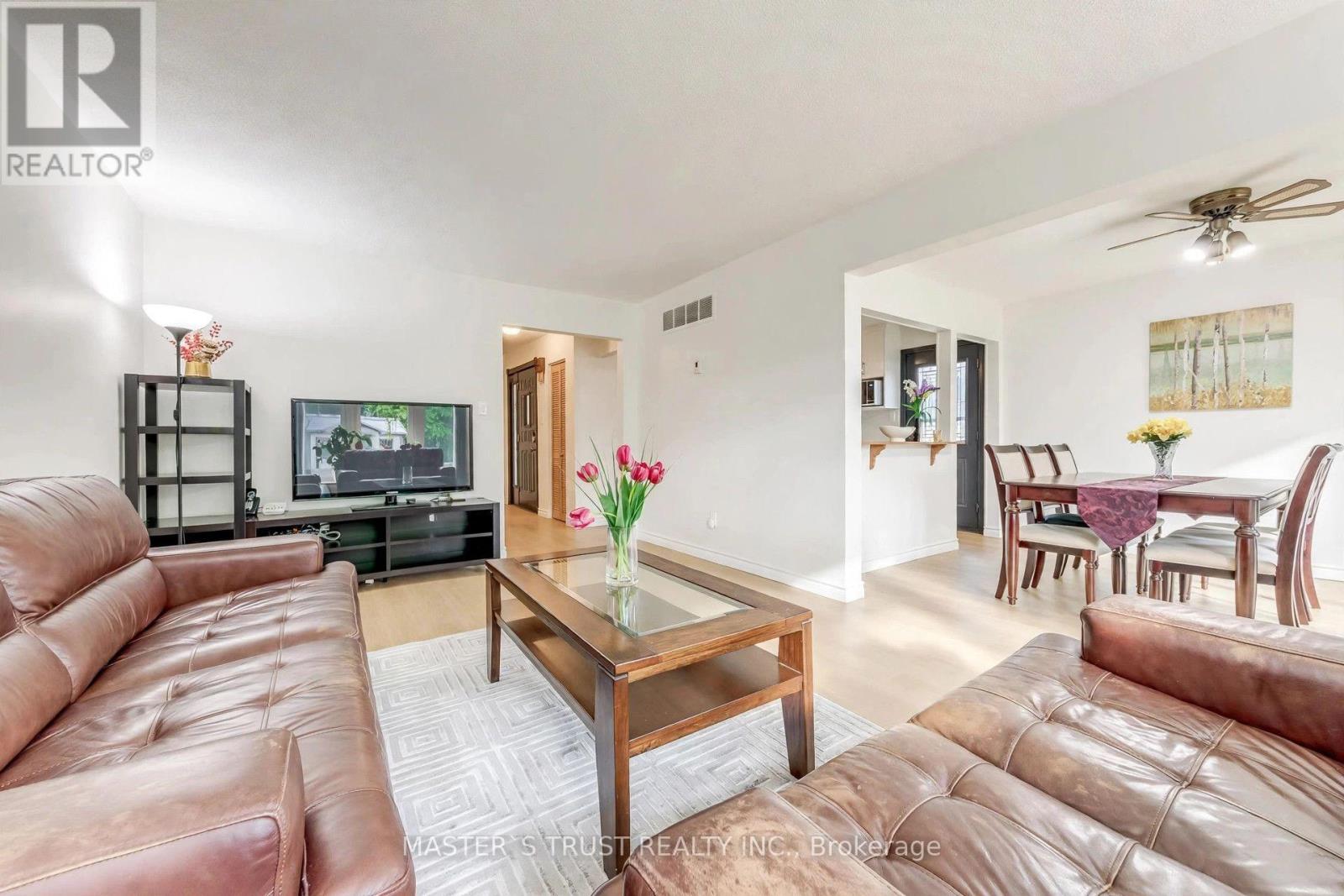2668 Altadena Court, Mississauga, Ontario  L5K 1G2 - Photo 10 - W14080922