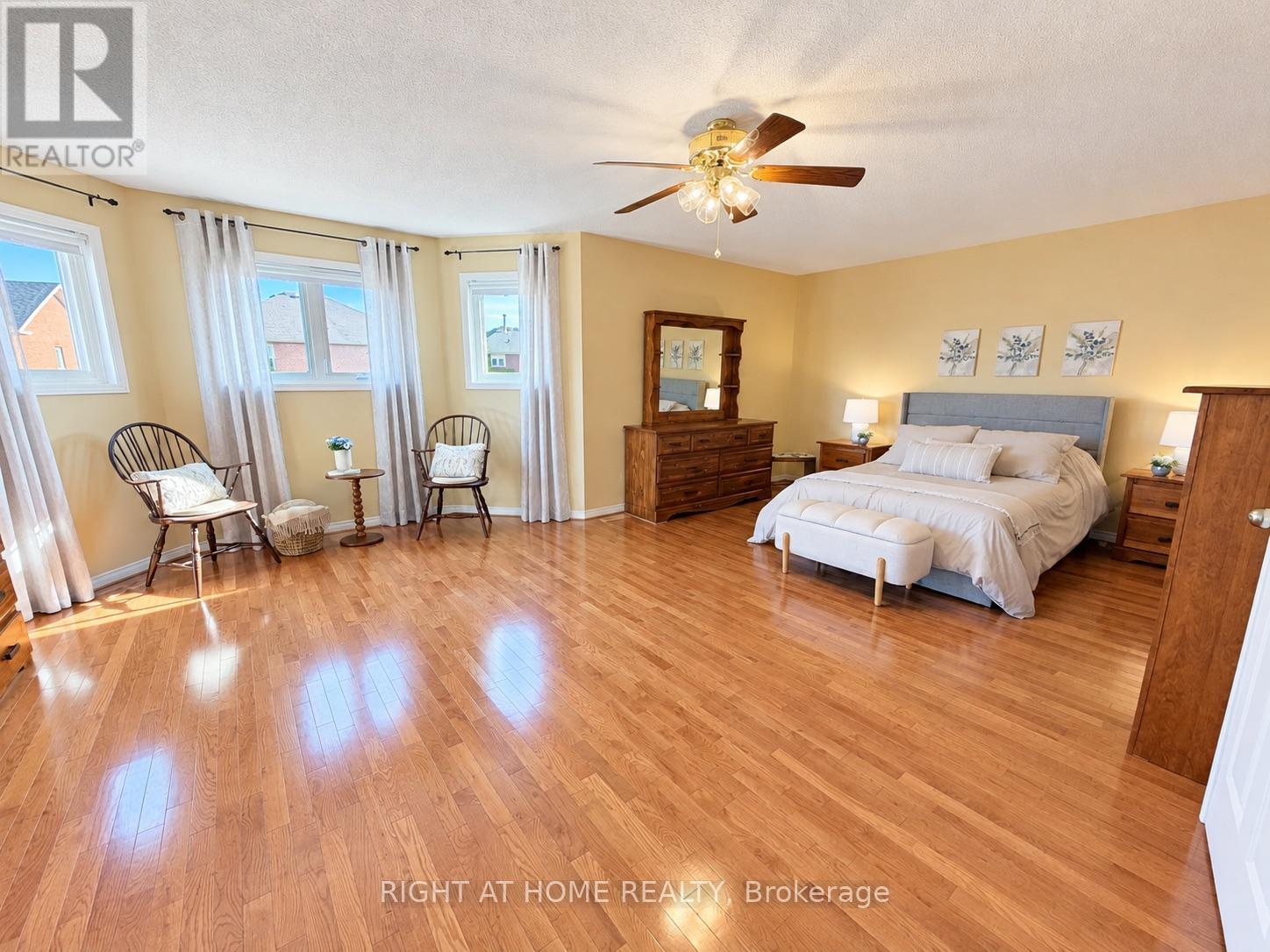 17 Eaton Street, Halton Hills, Ontario  L7G 5L4 - Photo 15 - W14080948