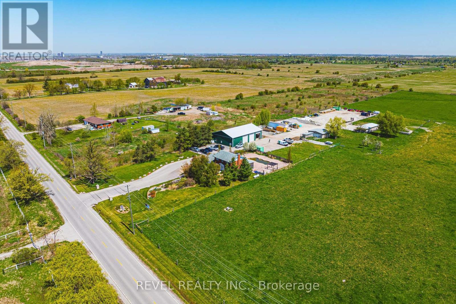 5121 First Line, Milton, Ontario L9T 2X5 - Photo 1 - W14080960