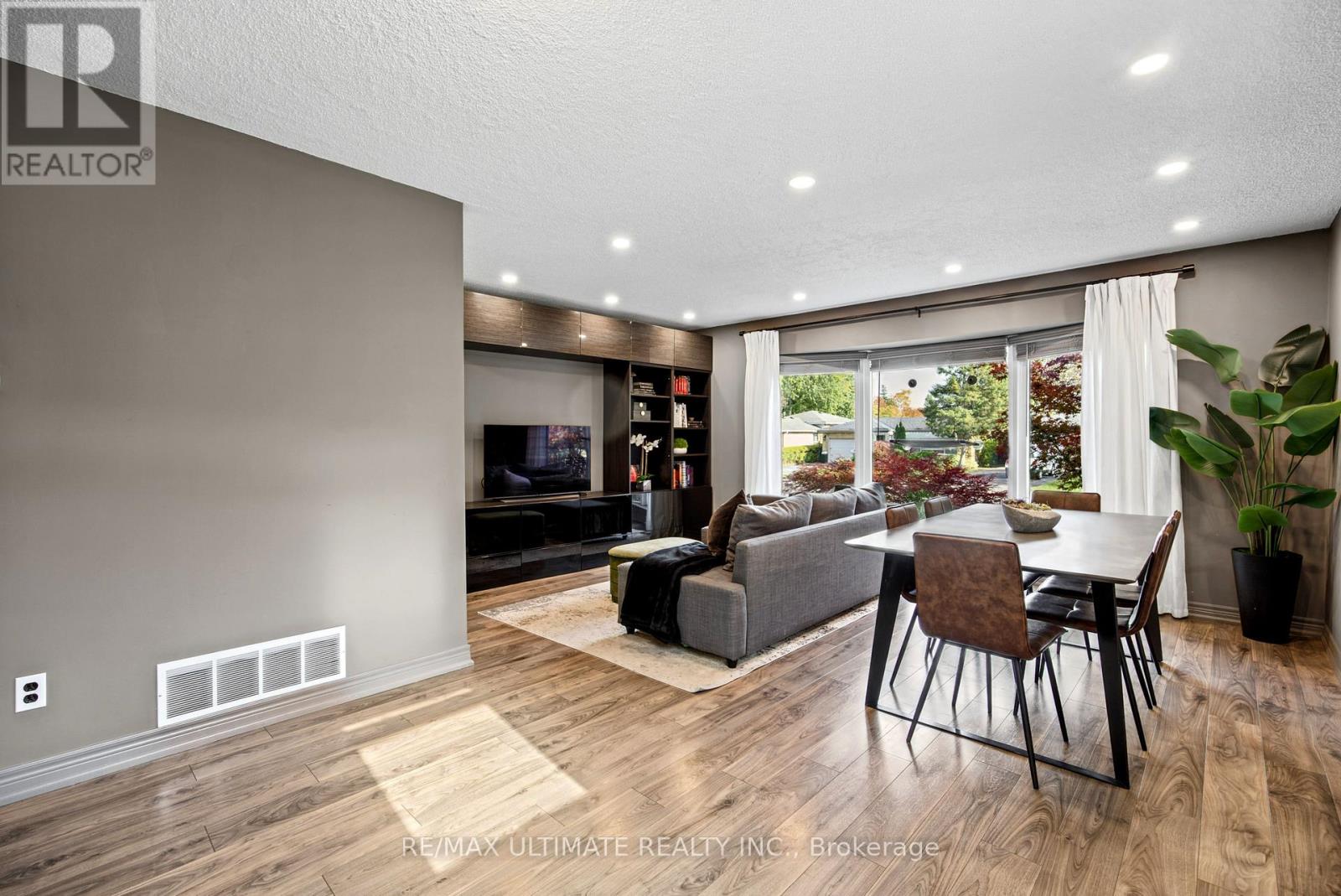 37 Banbury Court, Brampton, Ontario  L6T 1Y9 - Photo 10 - W14081074
