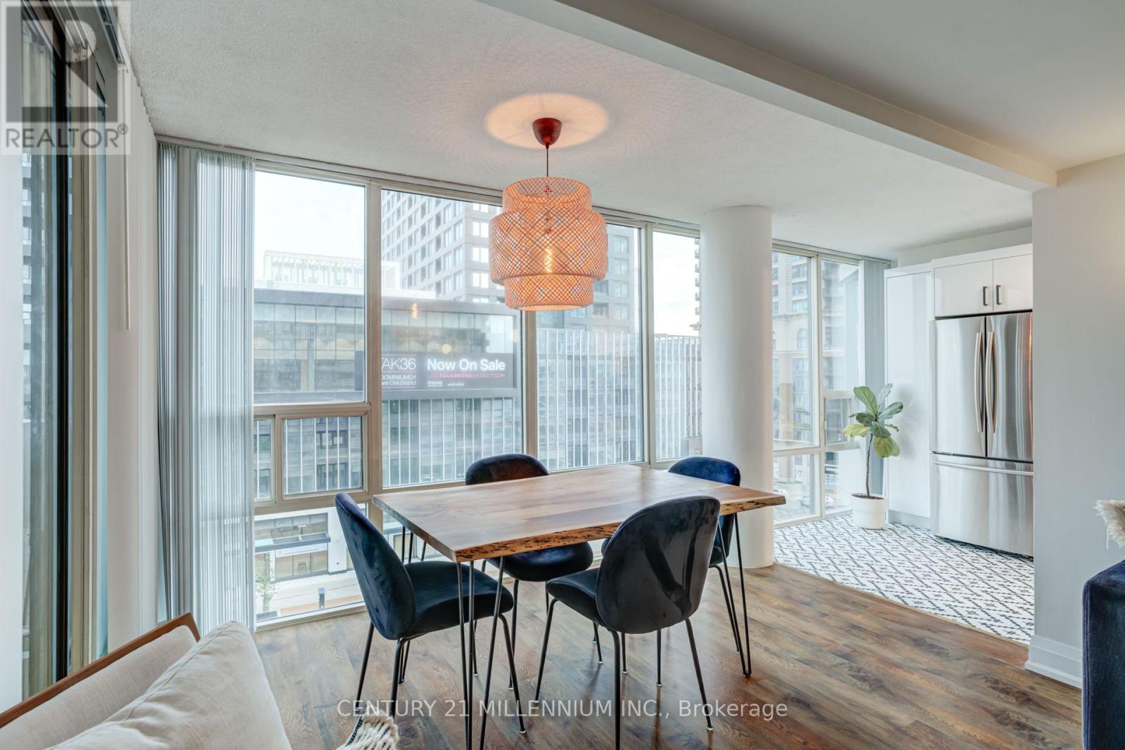 705 - 330 Rathburn Road W, Mississauga, Ontario  L5B 3Y1 - Photo 19 - W14081076