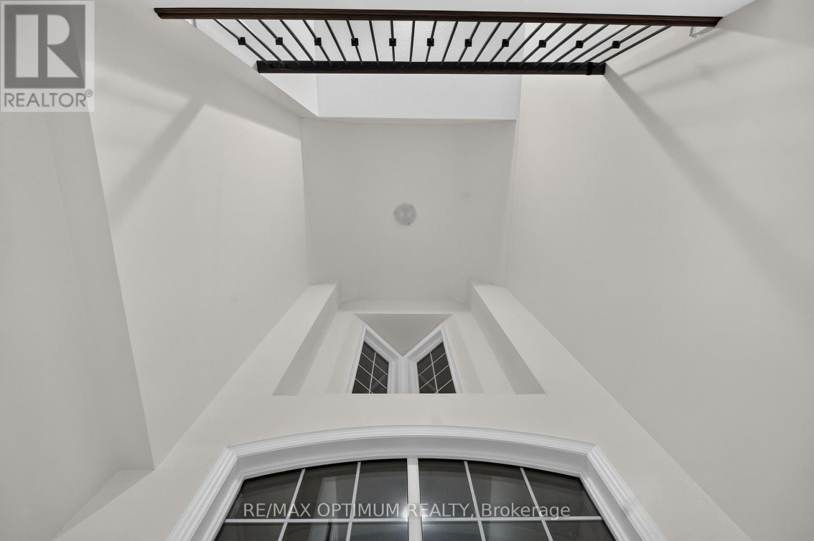 49 Elbern Markell Drive, Brampton, Ontario  L6X 2X6 - Photo 6 - W14081090