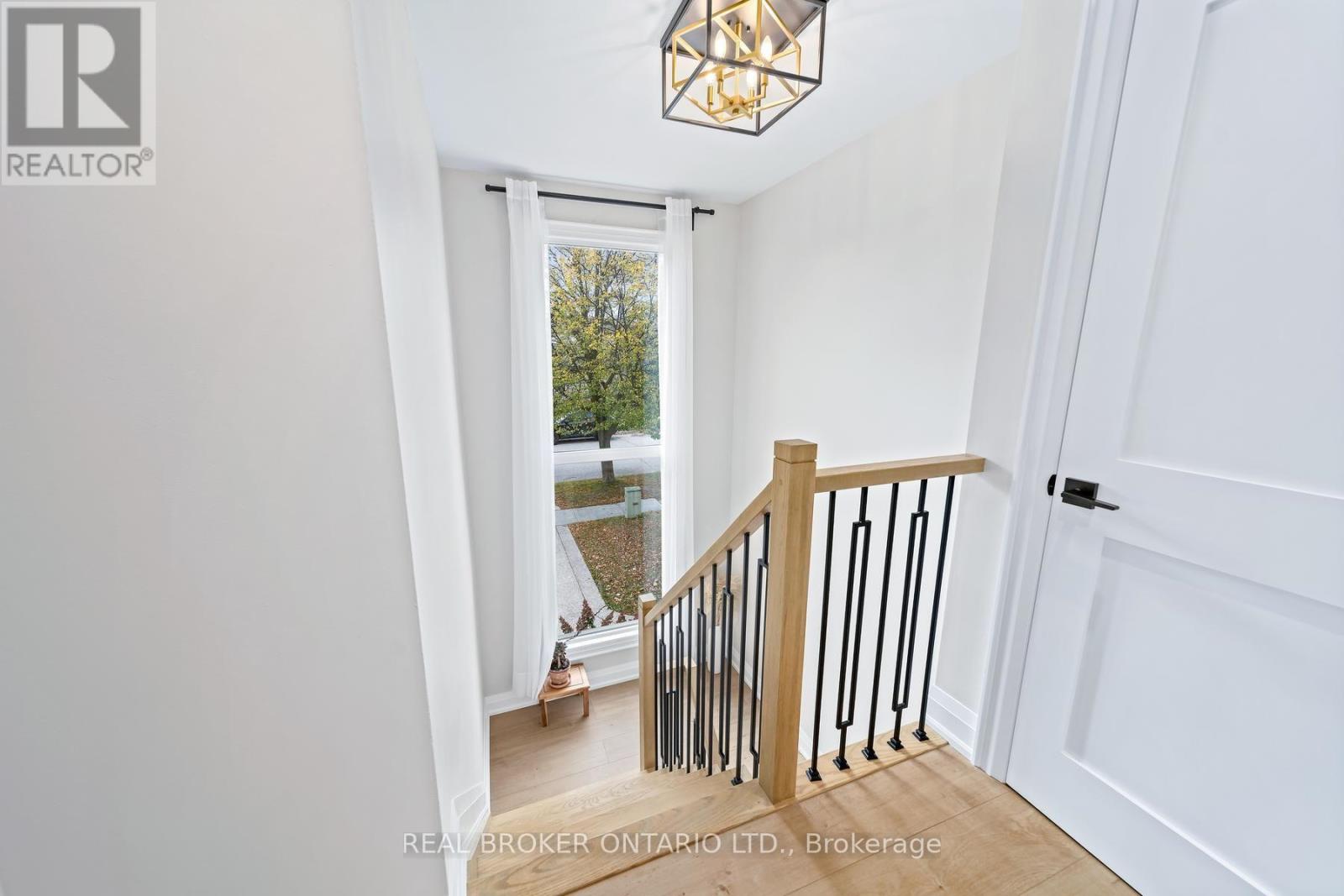 56 Danville Avenue, Halton Hills, Ontario L7J 2W2 - Photo 10 - W14081098