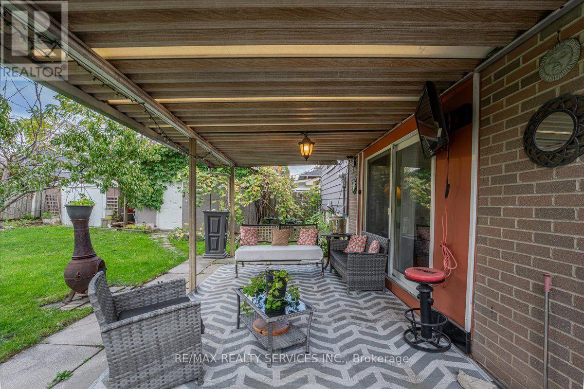 53 Windermere Court, Brampton, Ontario  L6X 2L5 - Photo 35 - W14081114