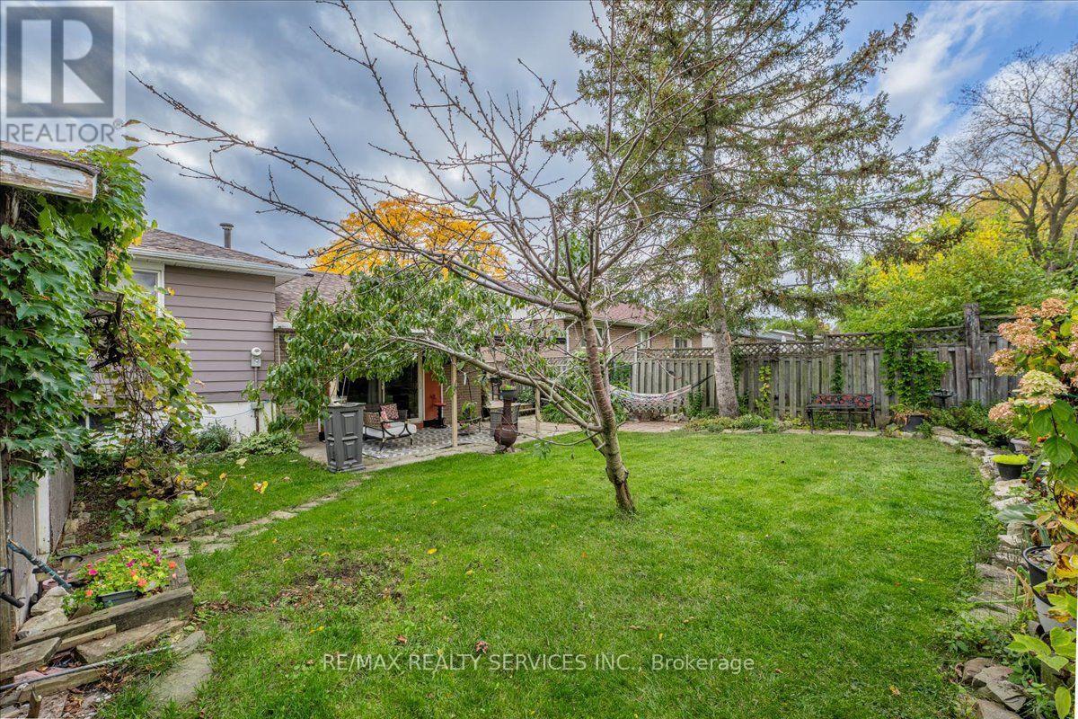 53 Windermere Court, Brampton, Ontario  L6X 2L5 - Photo 37 - W14081114