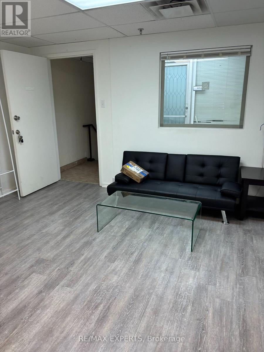 Suite 205 - 1270 Finch Avenue W, Toronto (York University Heights), Ontario  M3J 3J7 - Photo 2 - W14081178