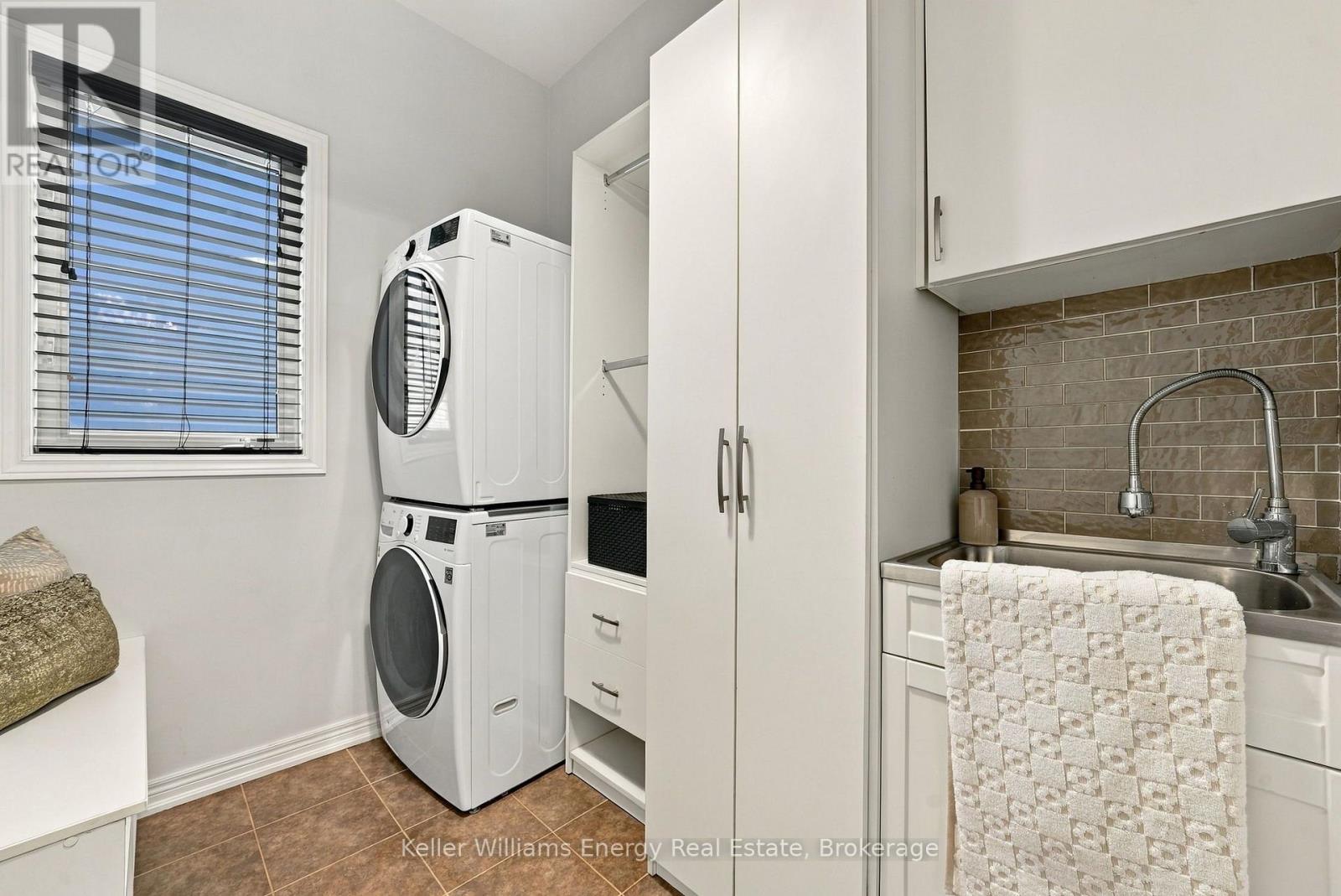 229 Montgomery Avenue, Whitby, Ontario  L1M 0B6 - Photo 19 - E14081004