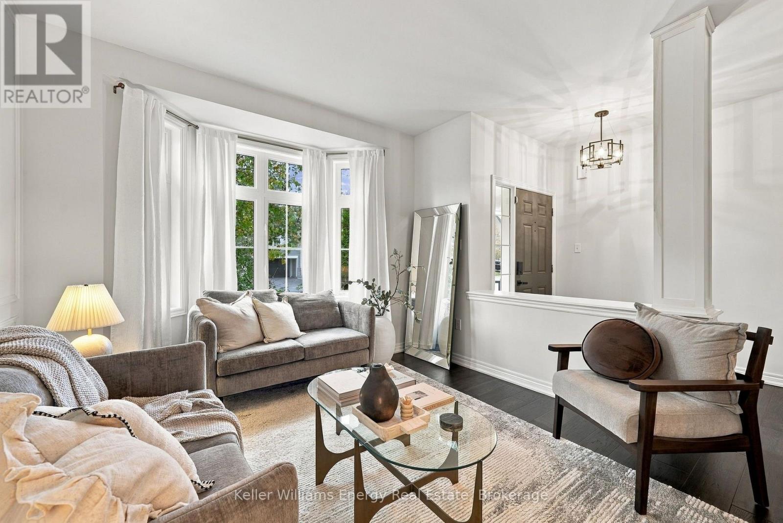 229 Montgomery Avenue, Whitby, Ontario  L1M 0B6 - Photo 13 - E14081004