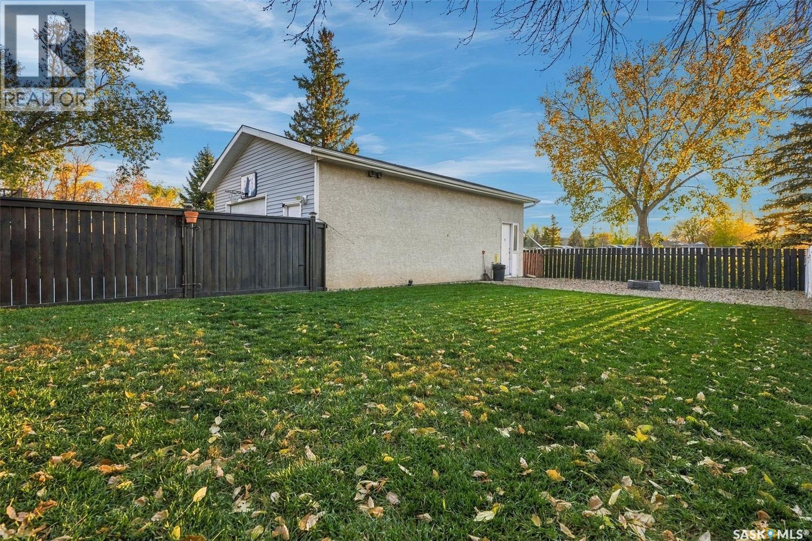 98 Magee Crescent, Regina, Saskatchewan  S4R 6K5 - Photo 32 - SK051158