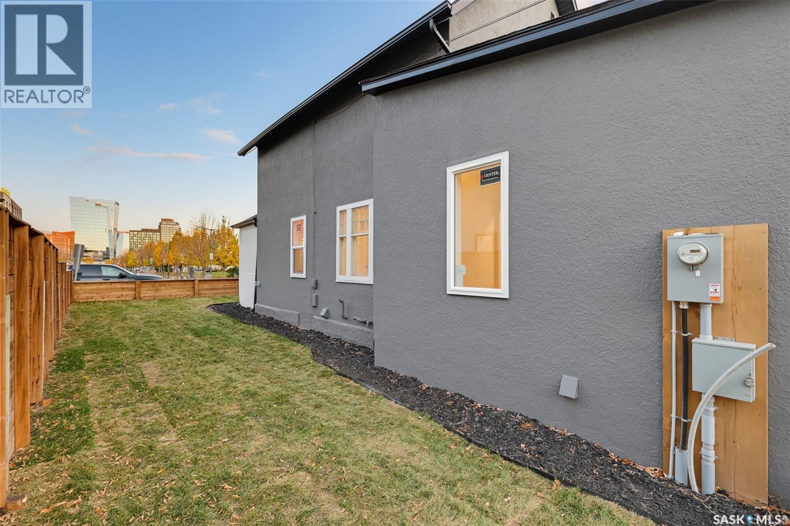 421 C Avenue S, Saskatoon, Saskatchewan  S7M 1N6 - Photo 41 - SK050994
